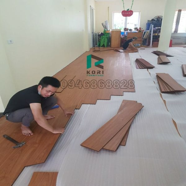 Thi công sàn gỗ công nghiệp Thái Lan